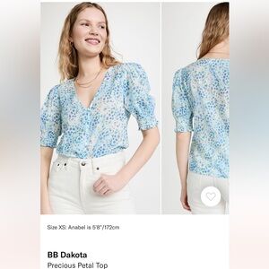 Bb Dakota Steve Madden Precious Petal blue short sleeve blouse - size Small
